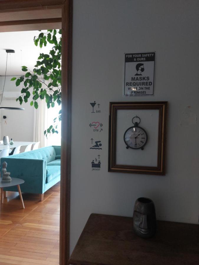 Hostel Bedwave Seaside Mansion Pireu