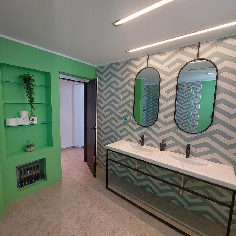 Bedwave Seaside Mansion Hostel