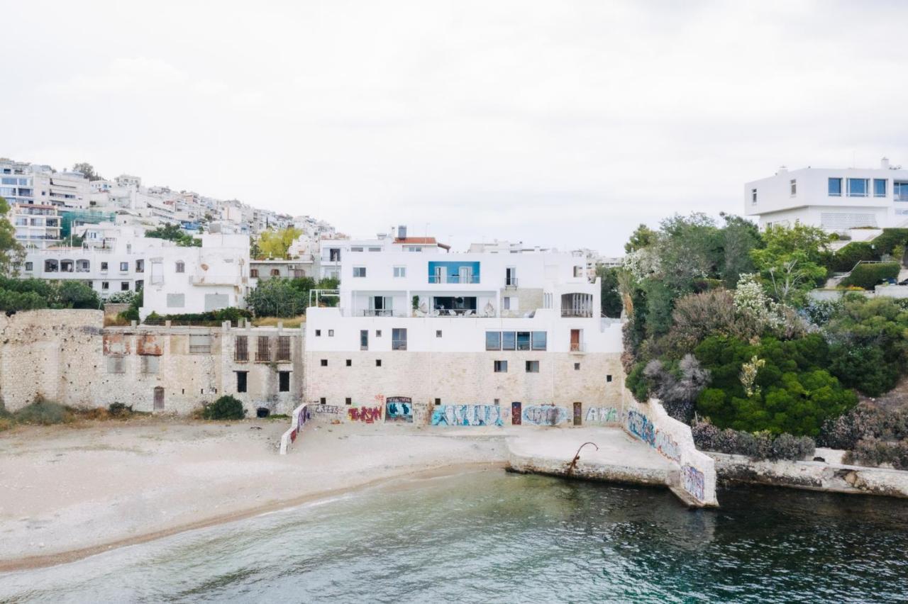 Bedwave Seaside Mansion Hostel Πειραιάς
